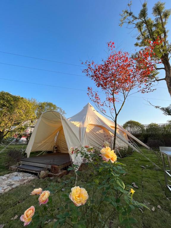 Zahrada ubytování Zhangjiajie Cliff Flower RV Tent Hotel