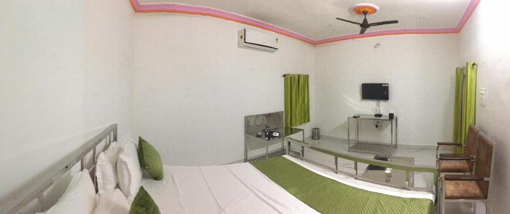 Jawai Thar Resort - 共用浴室的家庭房