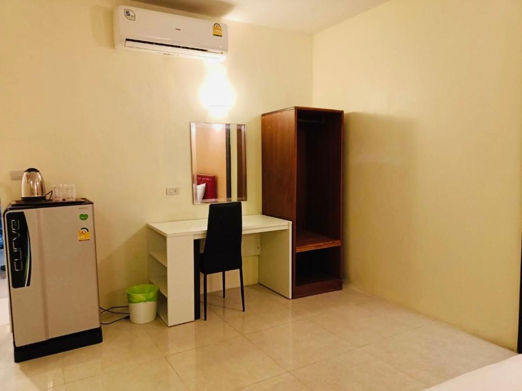 เพชรมณีกาญจน์ บีช รีสอร์ท - Habitación Gemela De Presupuesto