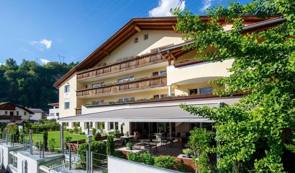 Hoone, kus hotell asub