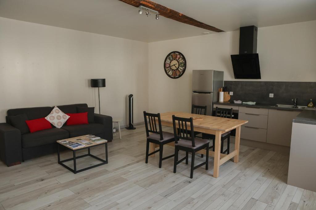 Kuchyň nebo kuchyňský kout v ubytování Chablis Appart