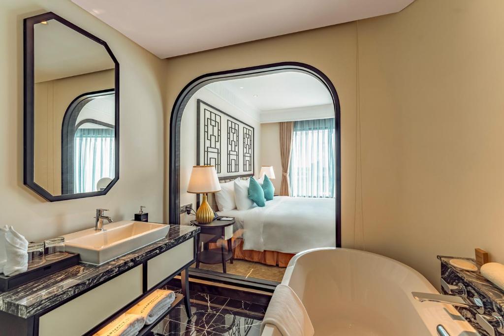 Charmant Suites a Boutique Hotel Can Tho - 19