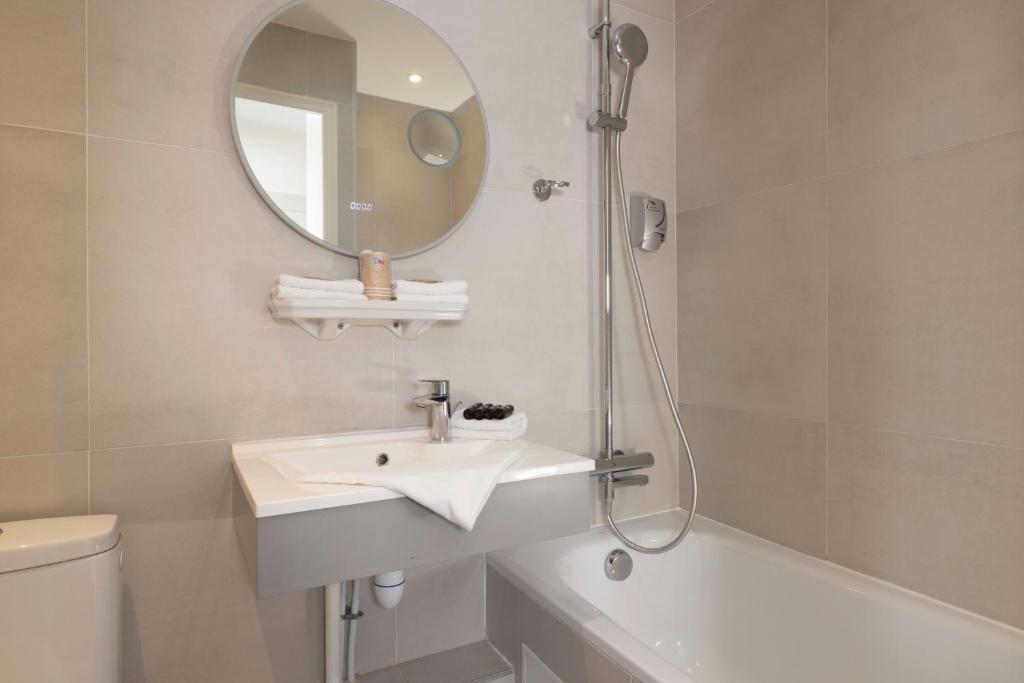 Hôtel Saint Pierre - Resim 23