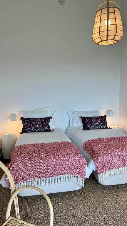 Postel nebo postele na pokoji v ubytování Casas da Prainha A
