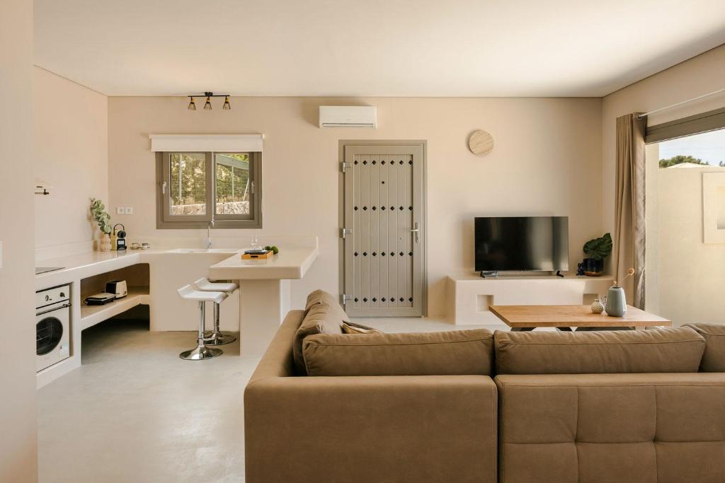 TV a/nebo společenská místnost v ubytování Zen Villas