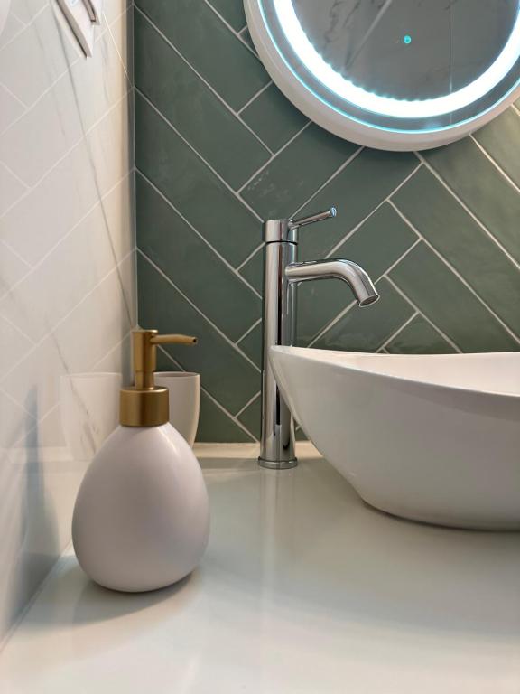 Pistacchio by SnappyB - 9