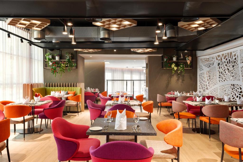 La Quinta by Wyndham Abu Dhabi Al Wahda - Resim 5