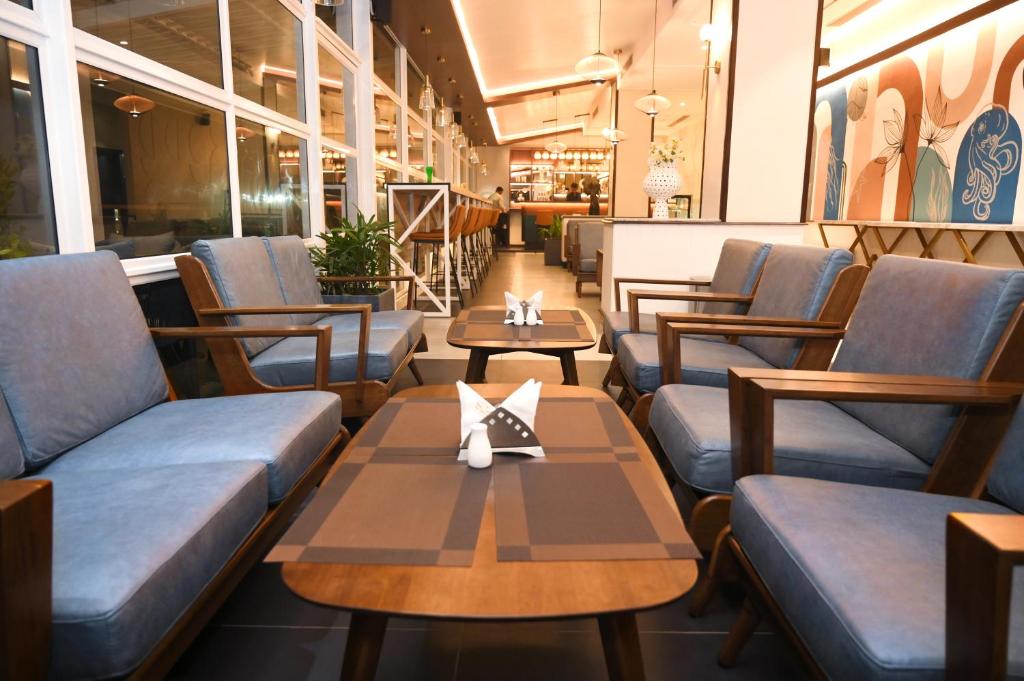 Posezení v ubytování Hotel Sonar Bangla Puri