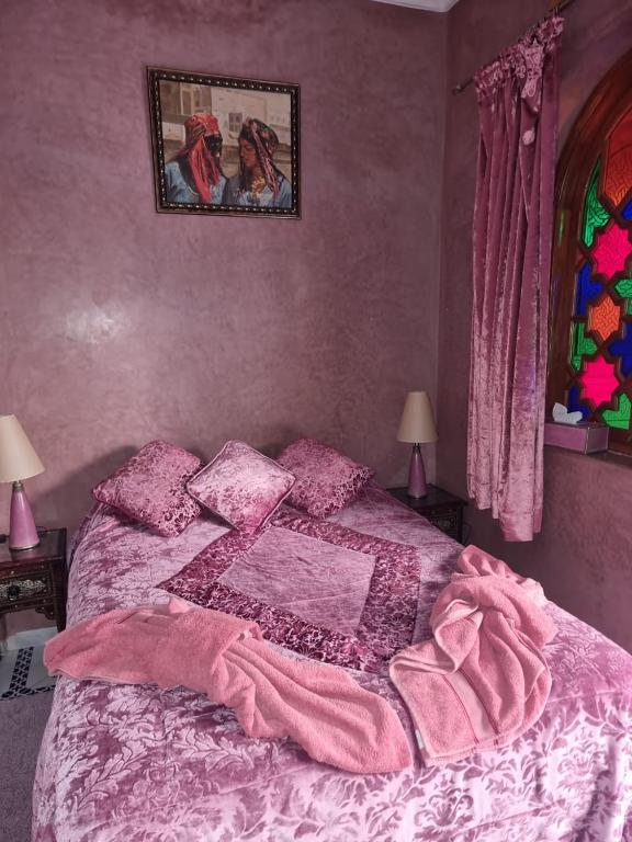 Postel nebo postele na pokoji v ubytování La lune de Marrakech Riad