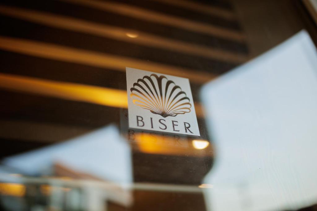 Certifikát, hodnocení, plakát nebo jiný dokument vystavený v ubytování Garni Hotel Biser