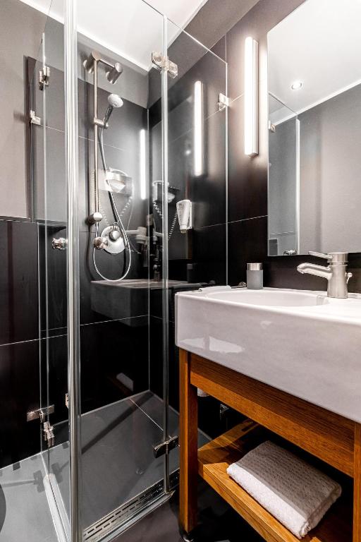 YoHo - The Young Hotel - Resim 8