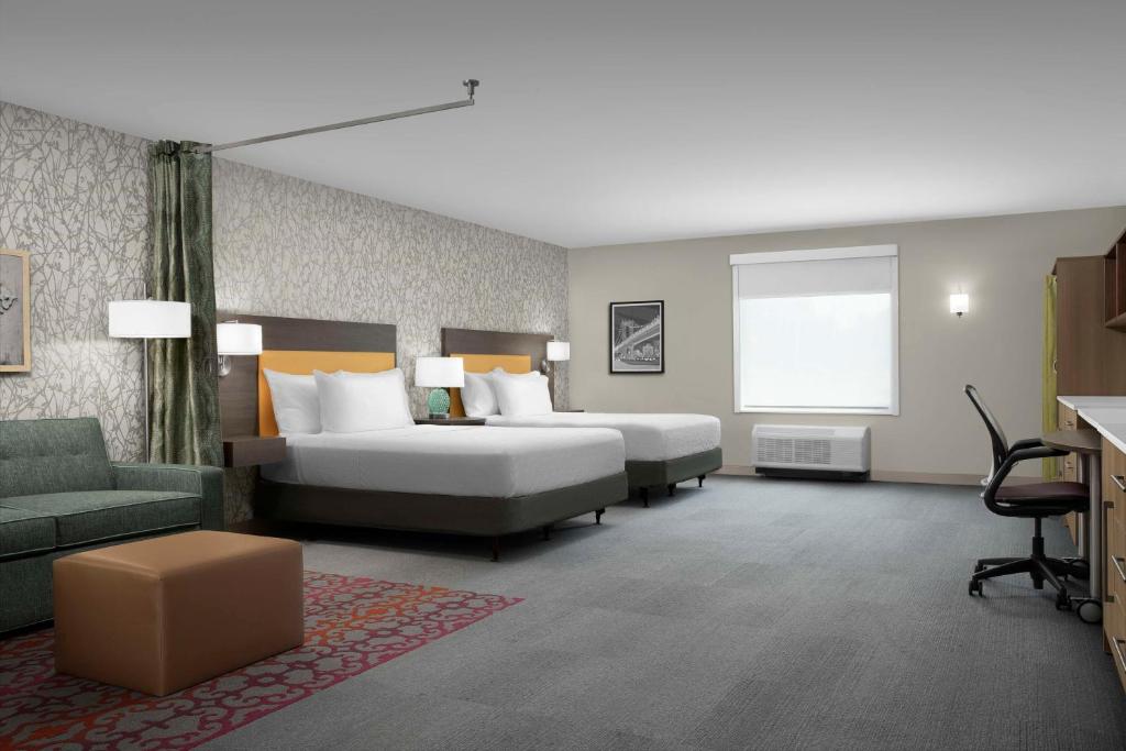 Letto o letti in una camera di Home2 Suites By Hilton Poughkeepsie
