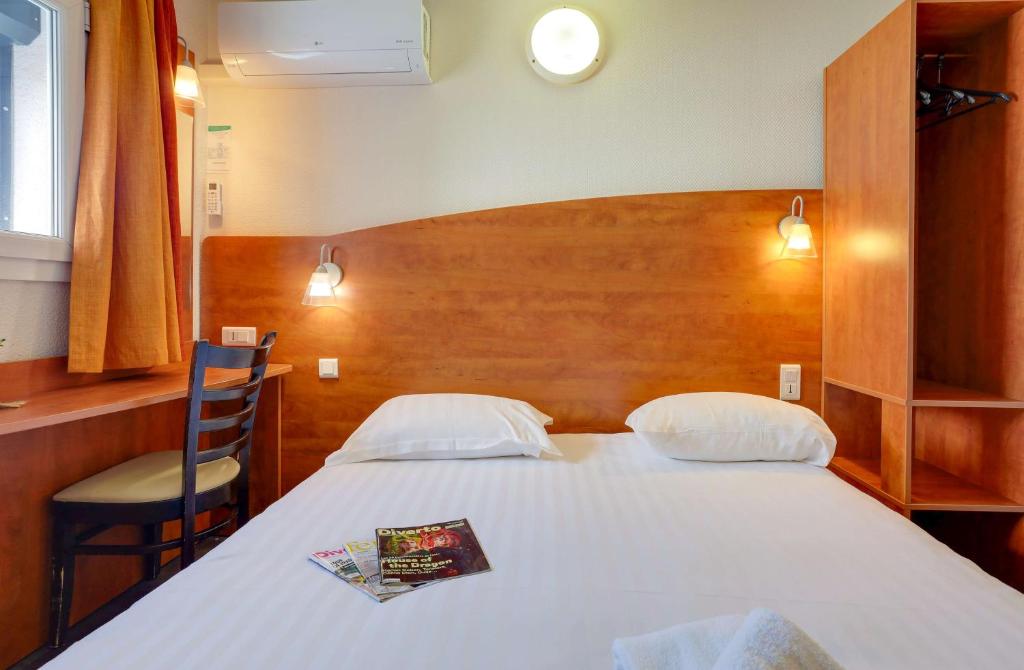 Brit Hotel Reims La Pompelle - Komfort-Einzelzimmer Mit Dusche