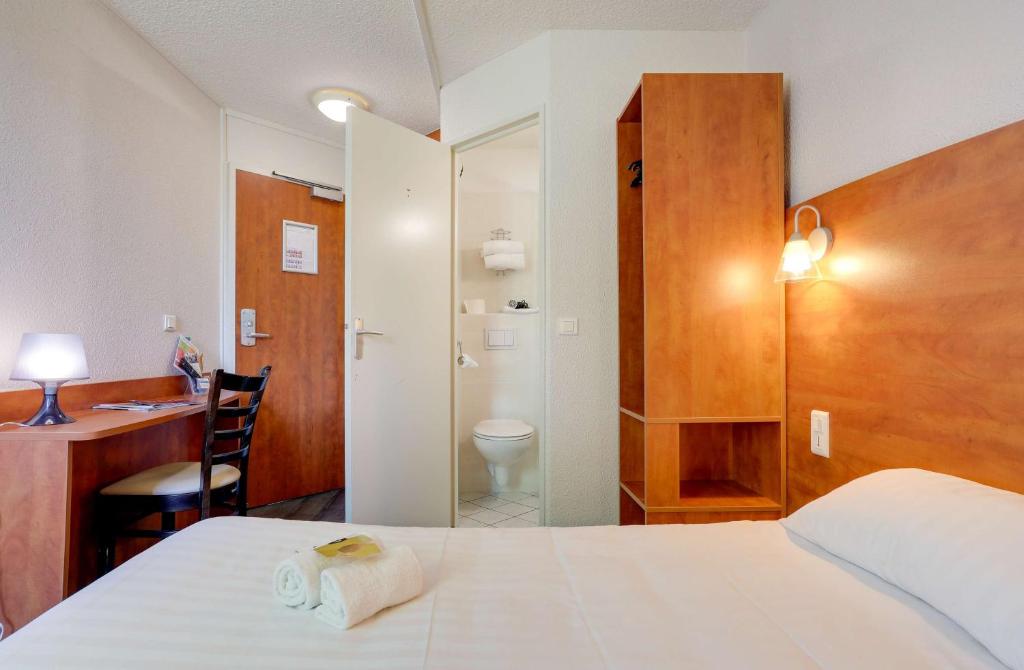 Brit Hotel Reims La Pompelle - Resim 23