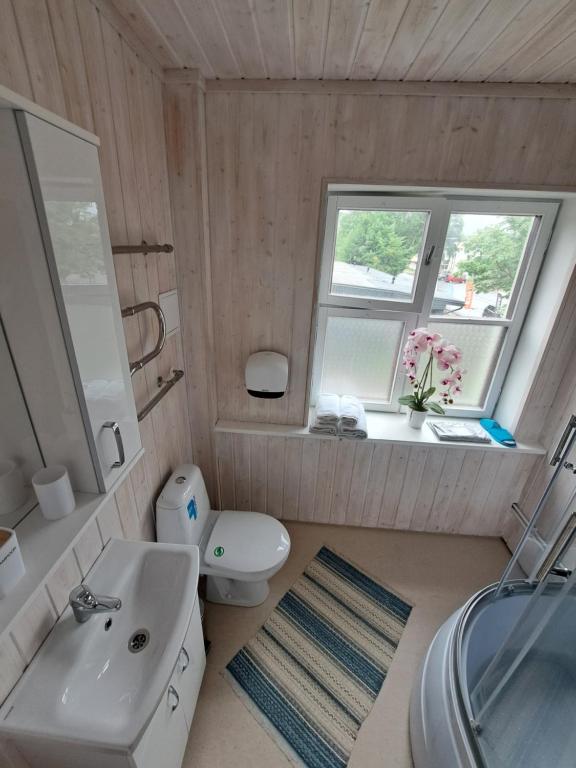 Koupelna v ubytování Paide B&B