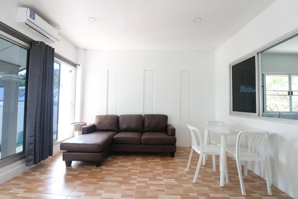 Guesthouse Phuket Airport - Bungalow Familial