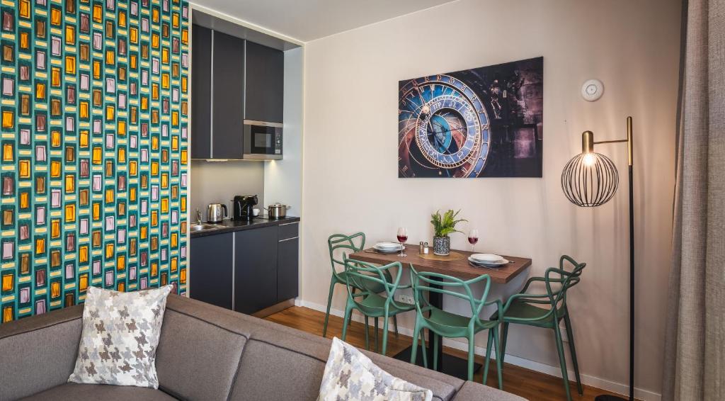 VN17 Rooftop Suites by Adrez - Resim 31