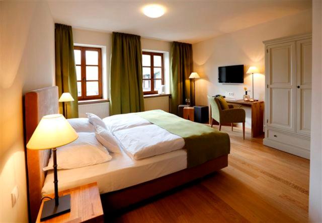 Weinkastell Zum Weissen Ross - Habitación Doble