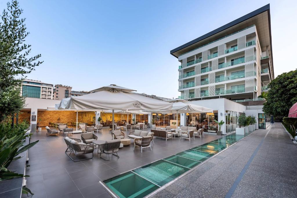 Bazén v ubytování White City Resort Hotel - Ultra All Inclusive nebo v jeho okolí