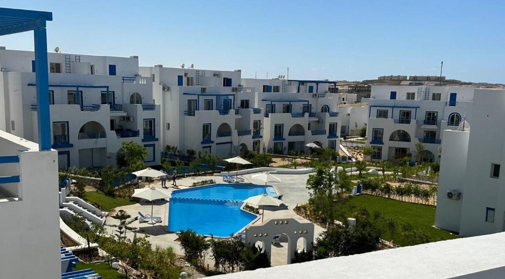 Sky Suites Two Bedroom Penthouse - Mountain View - Suiteness