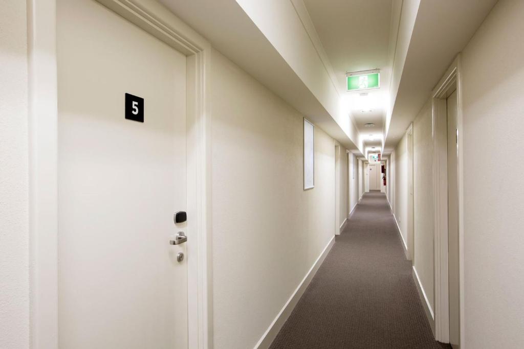 Enfield Hotel - Resim 21