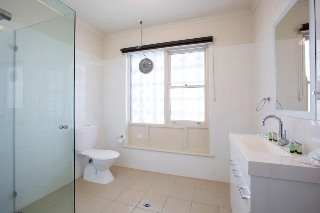 Enfield Hotel - Resim 22