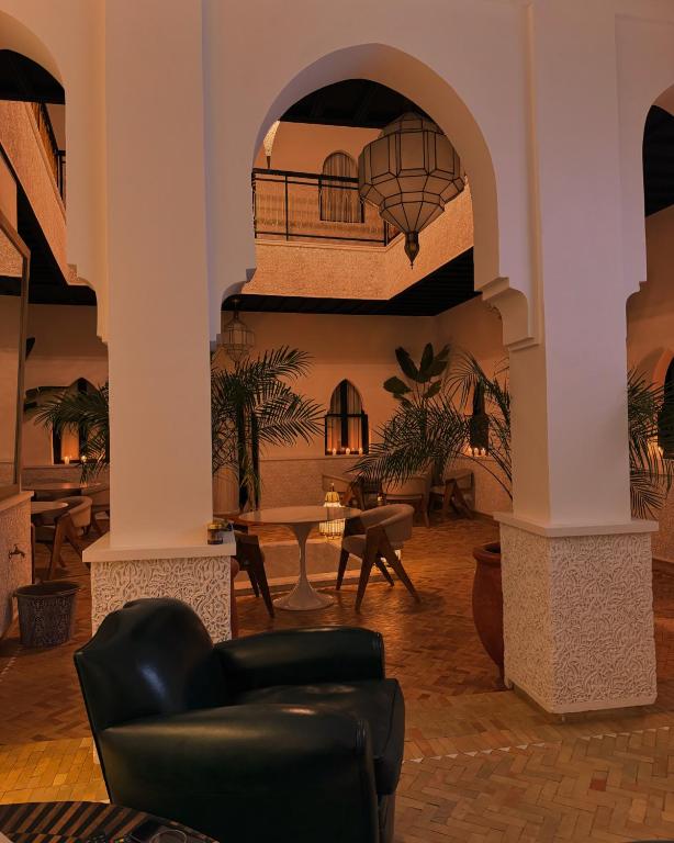 Posezení v ubytování Riad El Khaeir - Piscine, Hamam & Spa