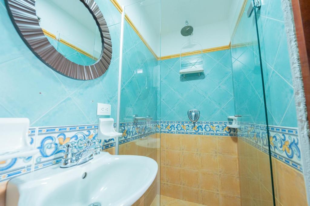 Koupelna v ubytování Hotel 3 Banderas