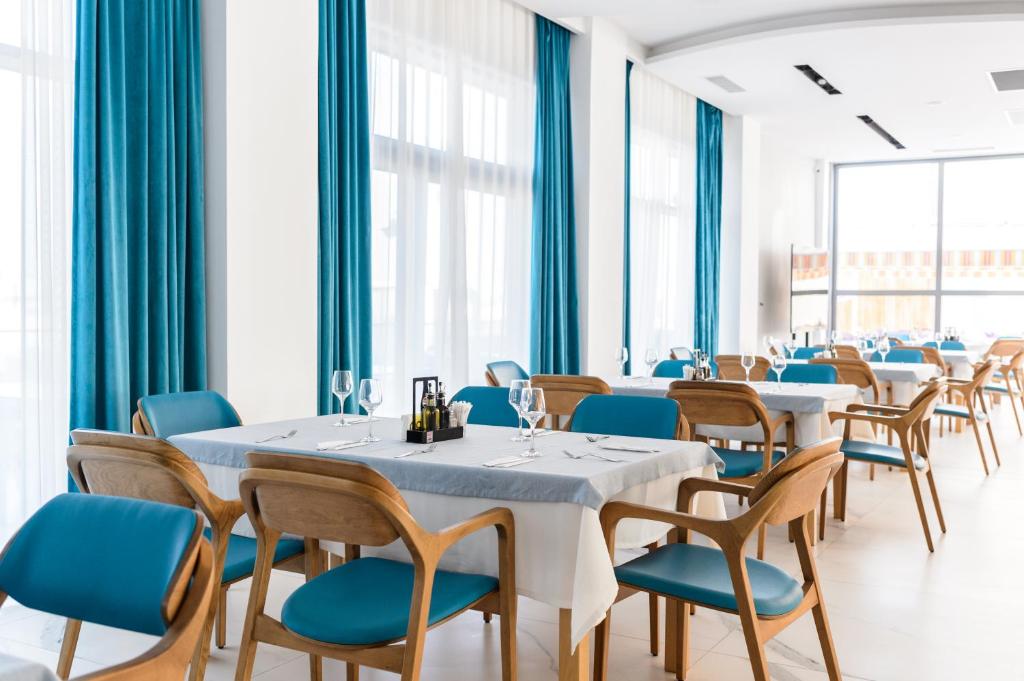 Гостиная зона в Mirage Beach Spa Hotel