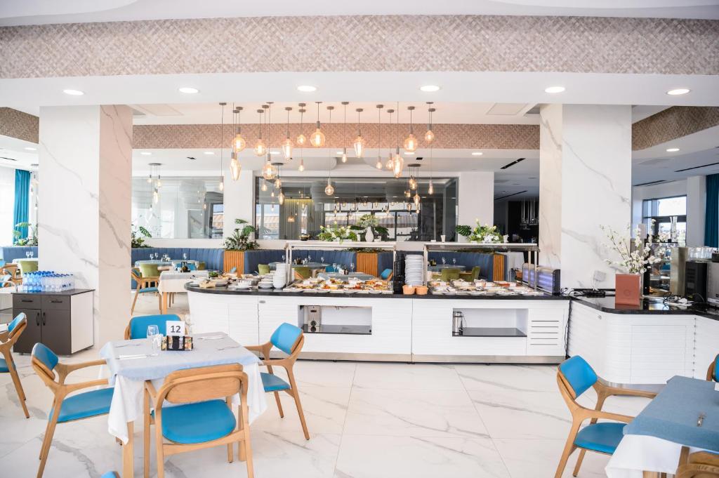 Напитки в Mirage Beach Spa Hotel