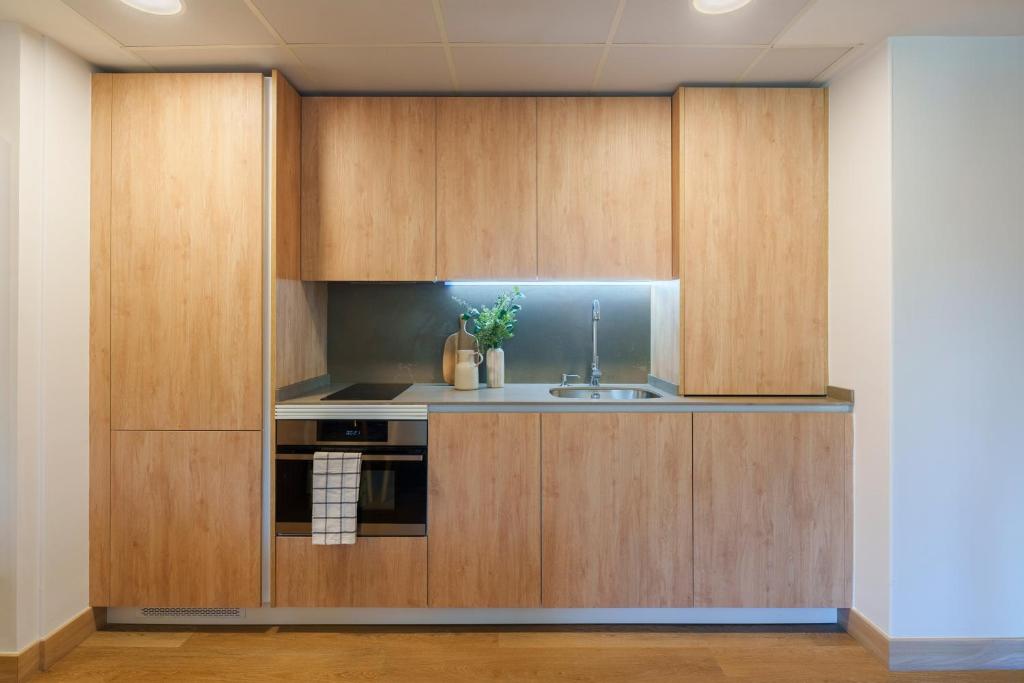 Spirit Apartamentos Atxuri - Resim 11