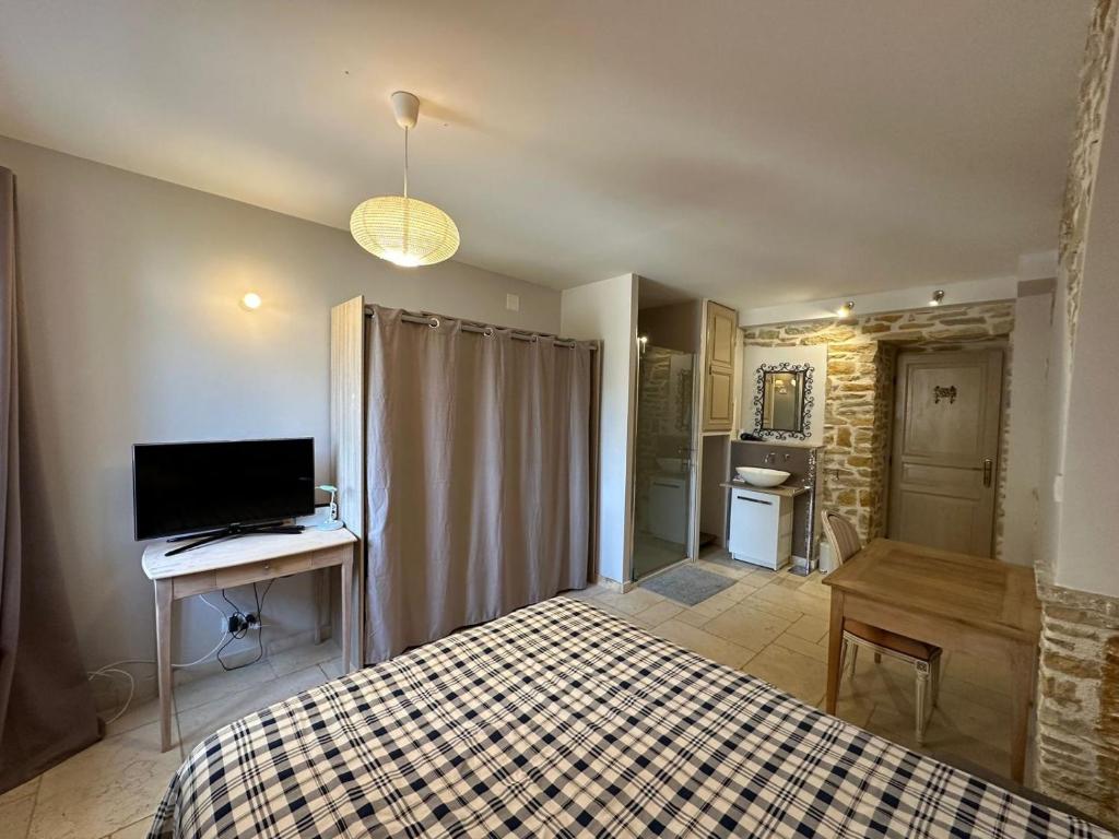 Les Lumières de Genève - Three-Bedroom Apartment