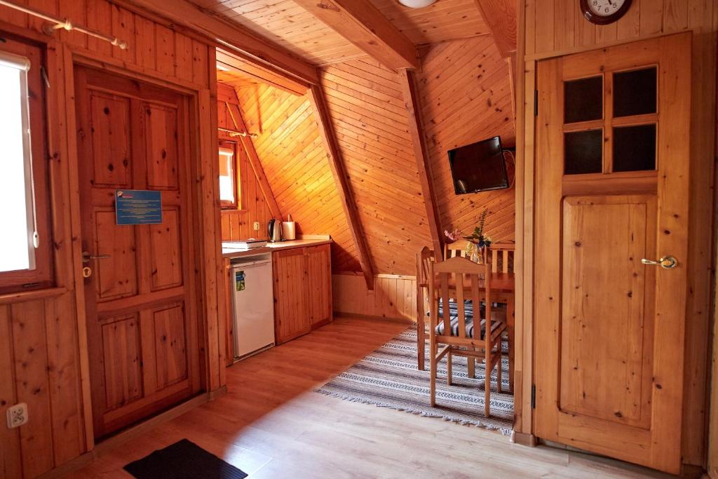 Kuchyň nebo kuchyňský kout v ubytování Ośrodek Wypoczynkowy Relaks i Apartamenty