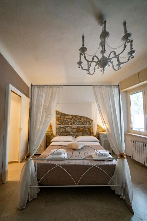 Postel nebo postele na pokoji v ubytování Suite Petra