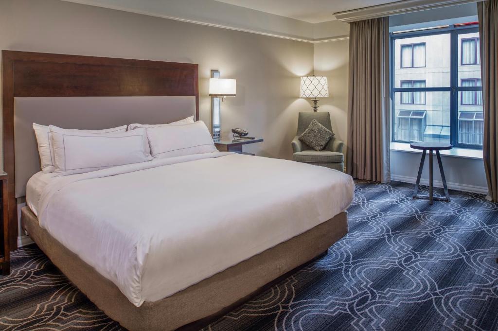 St. Louis Union Station Hotel, Curio Collection by Hilton - 