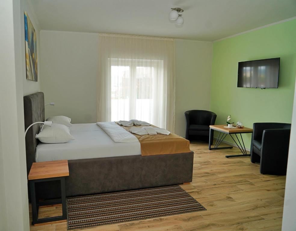 Swiss Apartmani - Chambre Jumelle Avec Vue Sur La Ville