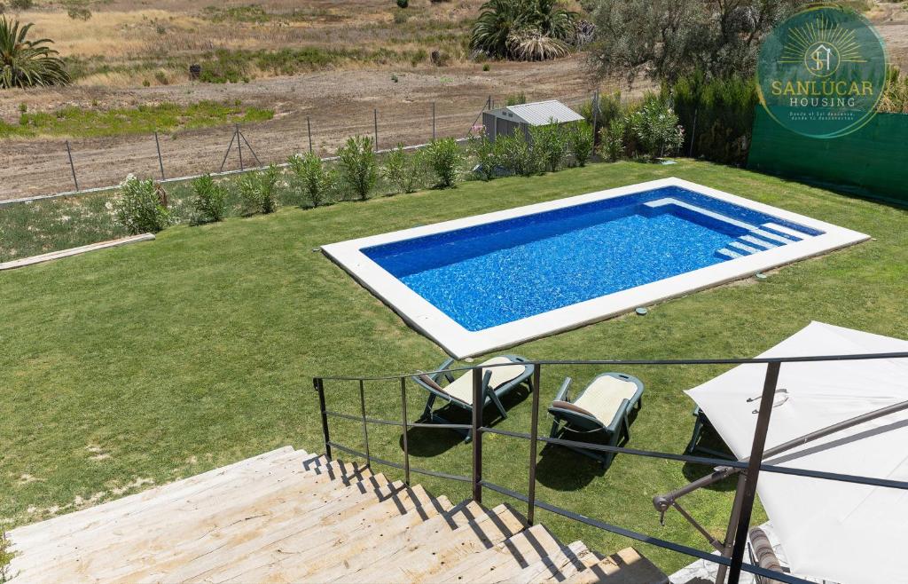 Bazén v ubytovaní Elcano Village by Sanlucar Housing alebo v jeho blízkosti