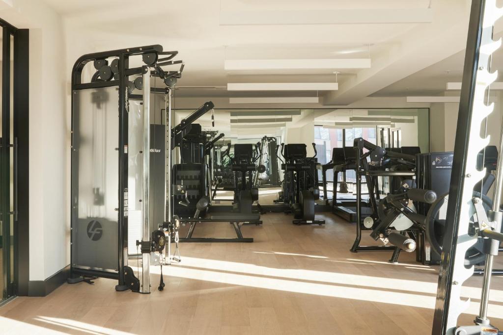 Fitness centrum a/nebo fitness zařízení v ubytování ROOST Kelly Drive