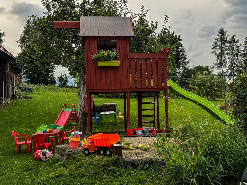 Herní místnost nebo prostor pro děti v ubytování Guest House Privát Štrba