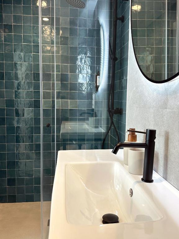 Surfing Etxea - Surf Hostel - 17