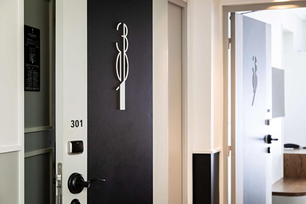 Best Western Premier The Blake Paris Gare Saint Lazare - Resim 16