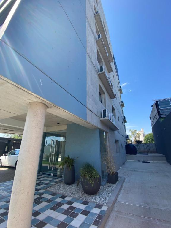 Moderno depto frente al río!