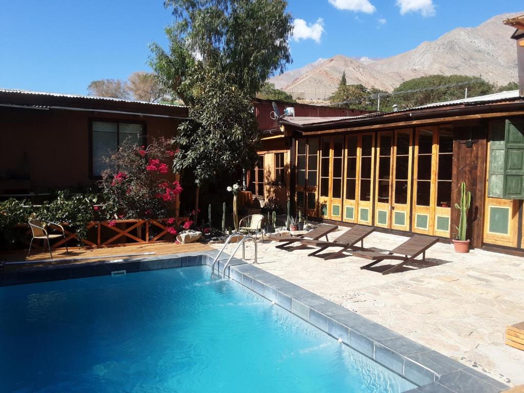 Bazén v ubytování Casa Gabriela, Monte Grande ,Valle de Elqui nebo v jeho okolí