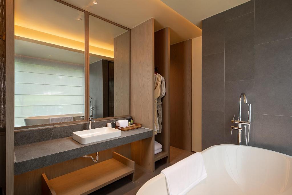 Country Retreats Zhangjiajie Manson Resort - 豪华王室