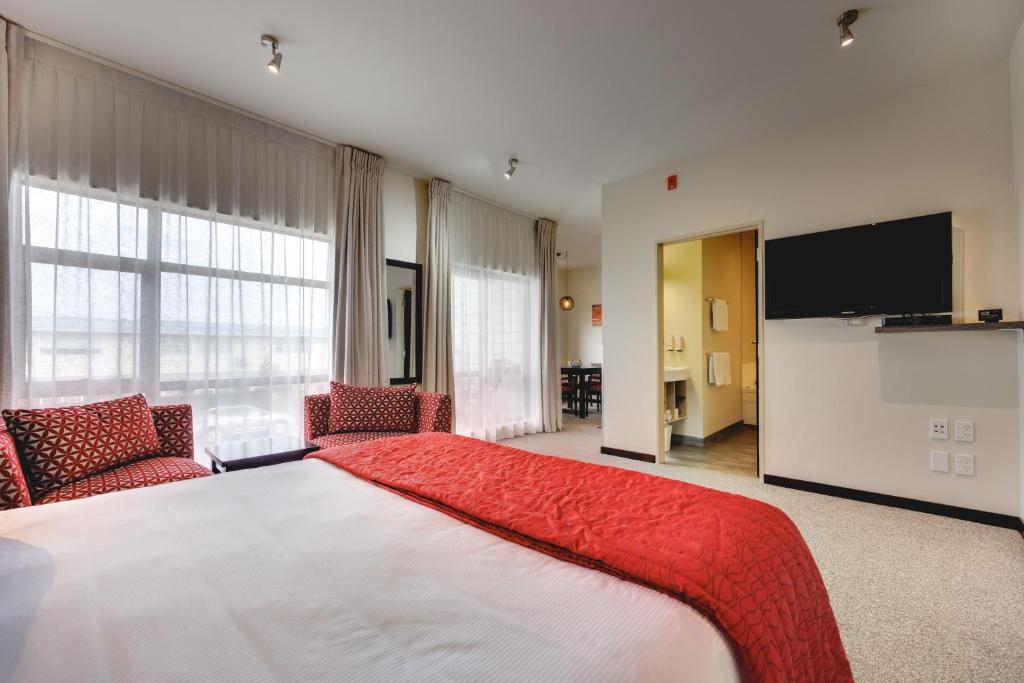 Ava Lodge - Resim 16