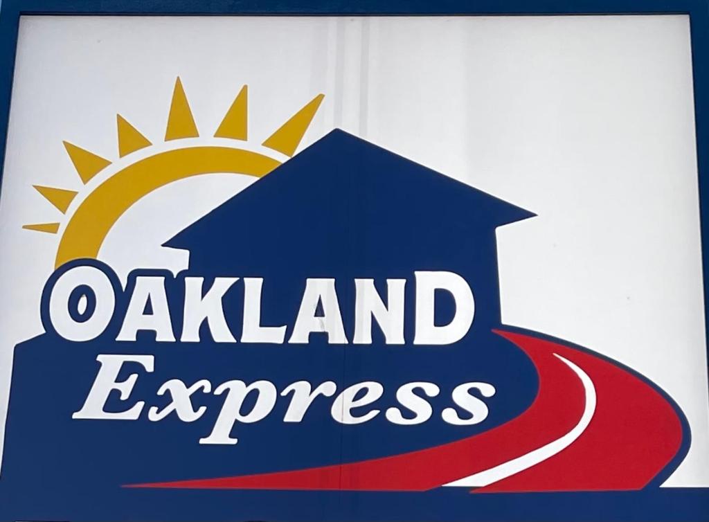 Certifikát, hodnocení, plakát nebo jiný dokument vystavený v ubytování Oakland Express Motel