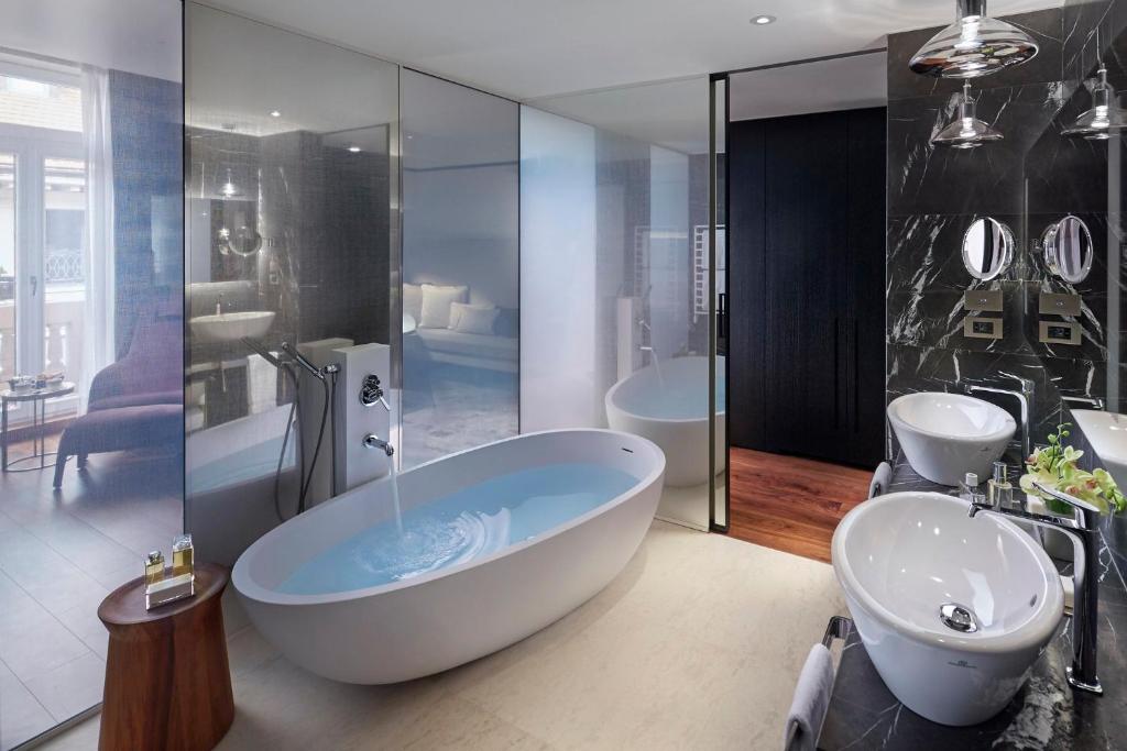 Koupelna v ubytování Mandarin Oriental, Milan