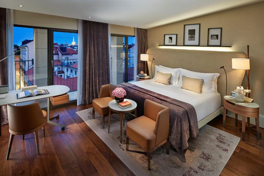 Postel nebo postele na pokoji v ubytování Mandarin Oriental, Milan
