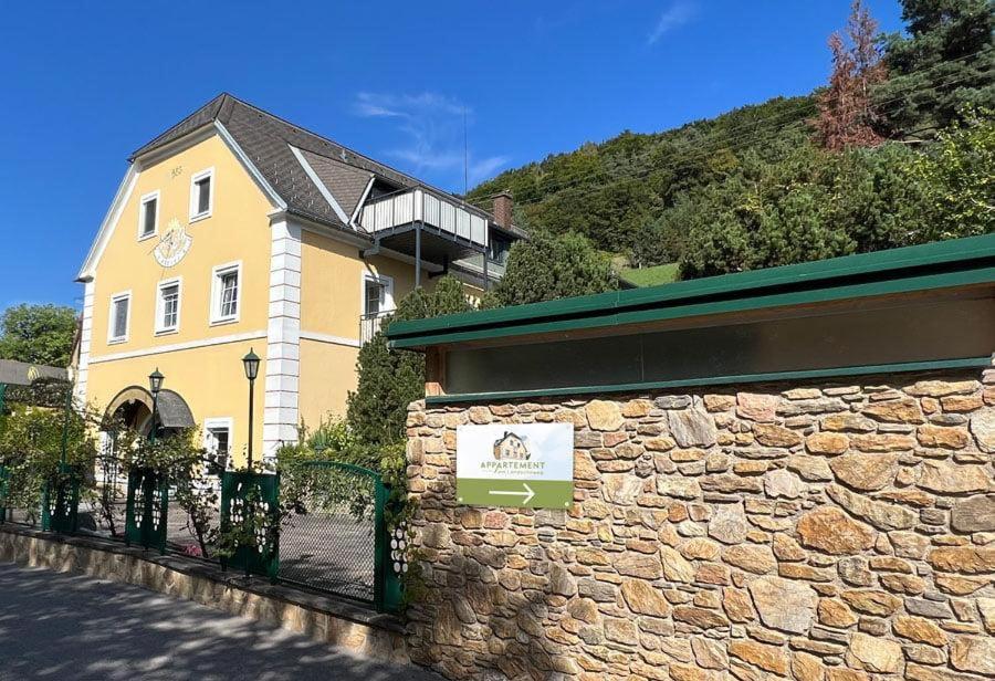 Budova, kde se apartmán nachází