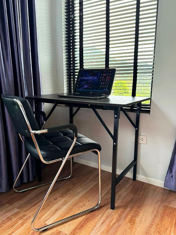 TV a/nebo společenská místnost v ubytování Koh Samui Palm View Villa